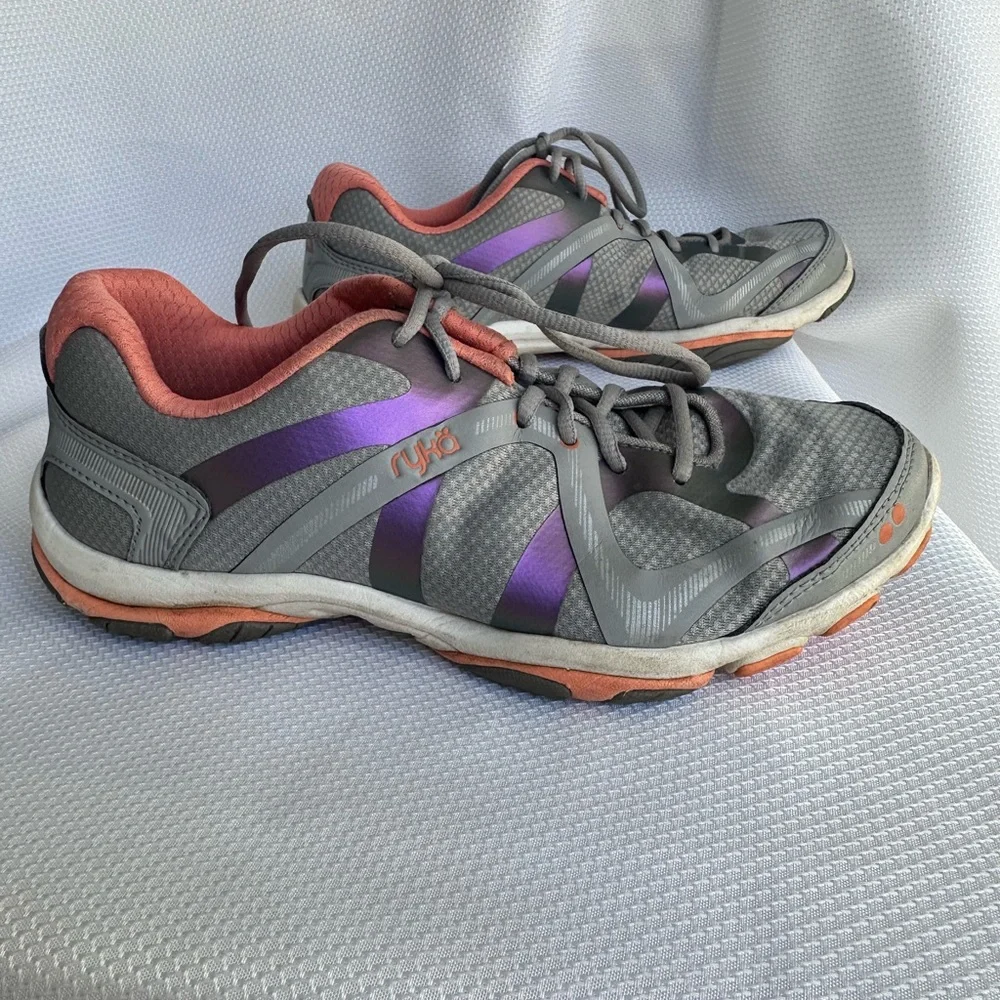 Ryka Women's Gray and Purple Athletic Shoes 6.5